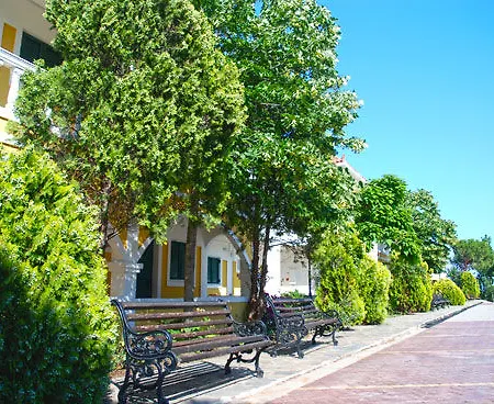 Zante Royal فندق 4*